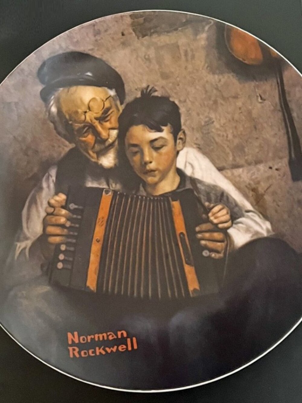 "MUSIC MAKER" NORMAN ROCKWALL KNOWLES EDITION PLATE #5628 S - R. S. of A 1981
